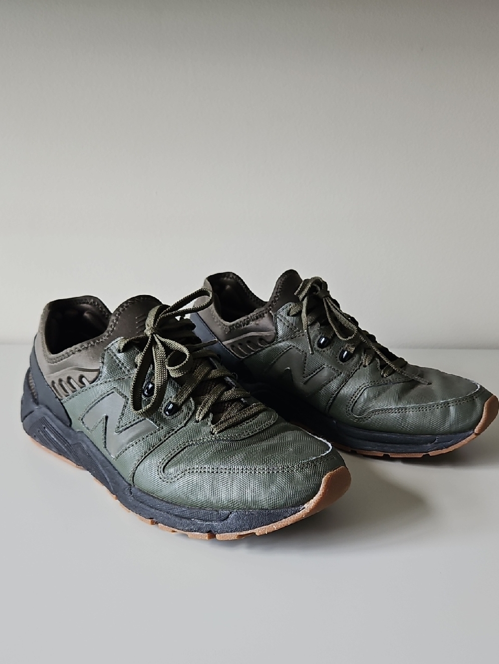 New Balance ML009UTA - Olive Green Sneakers - Mens 10.5